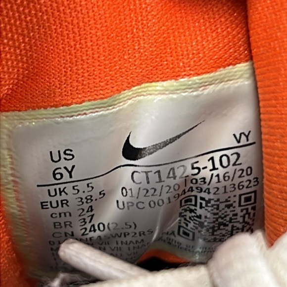 Nike KD Trey 5 VIII White Total Orange CT1425-102 Size 6Y - Picture 5 of 10